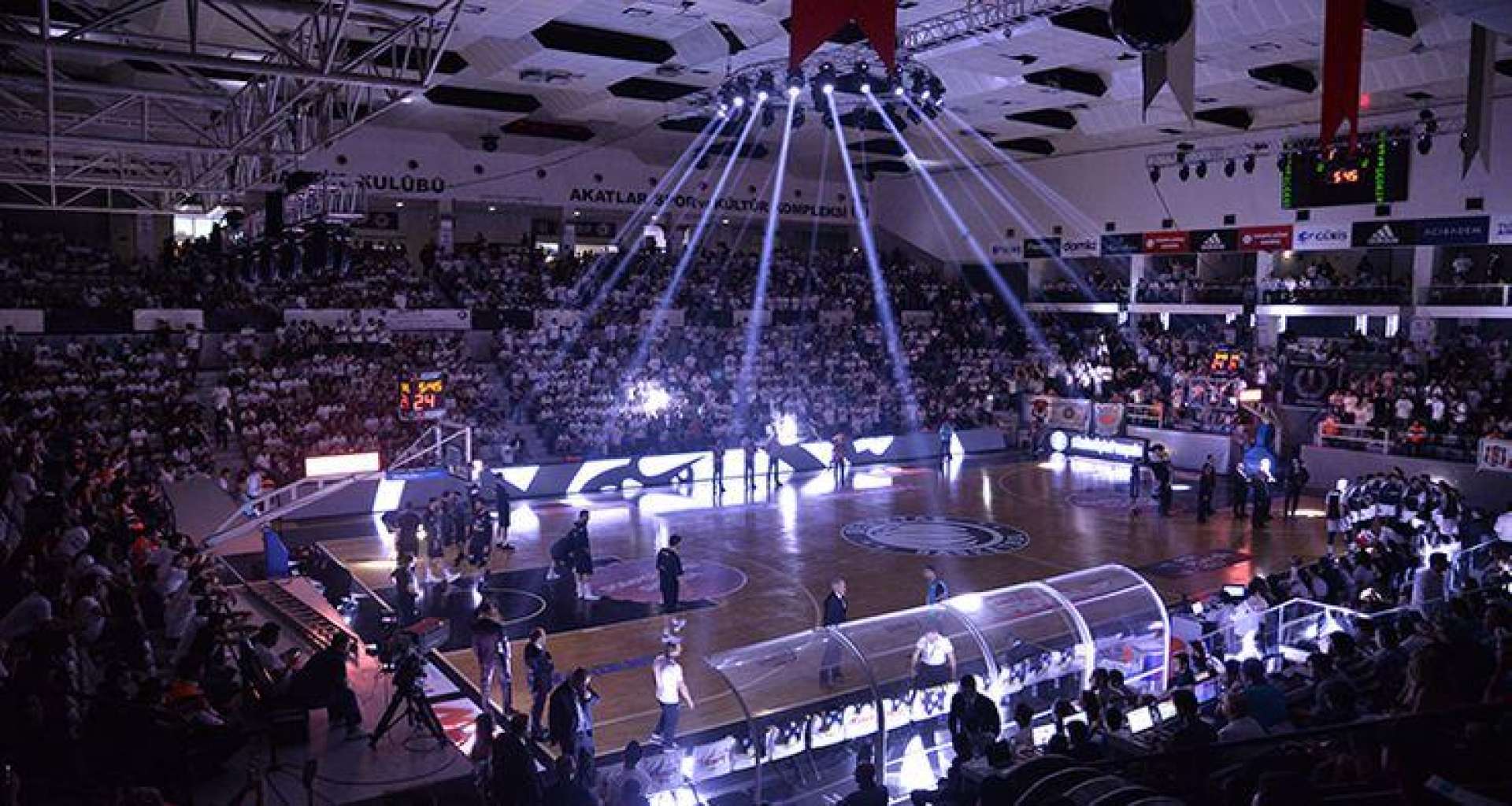 BJK Akatlar Spor Kompleksi