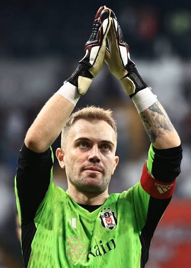 Mert Günok fotoğrafı